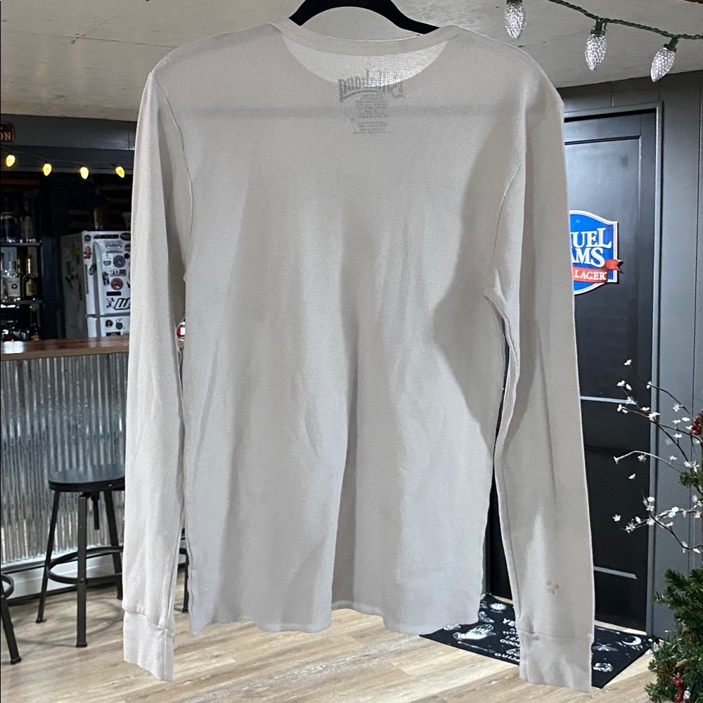 Billabong White Skull Graphic Long Sleeve Tee - Picture 3 of 3